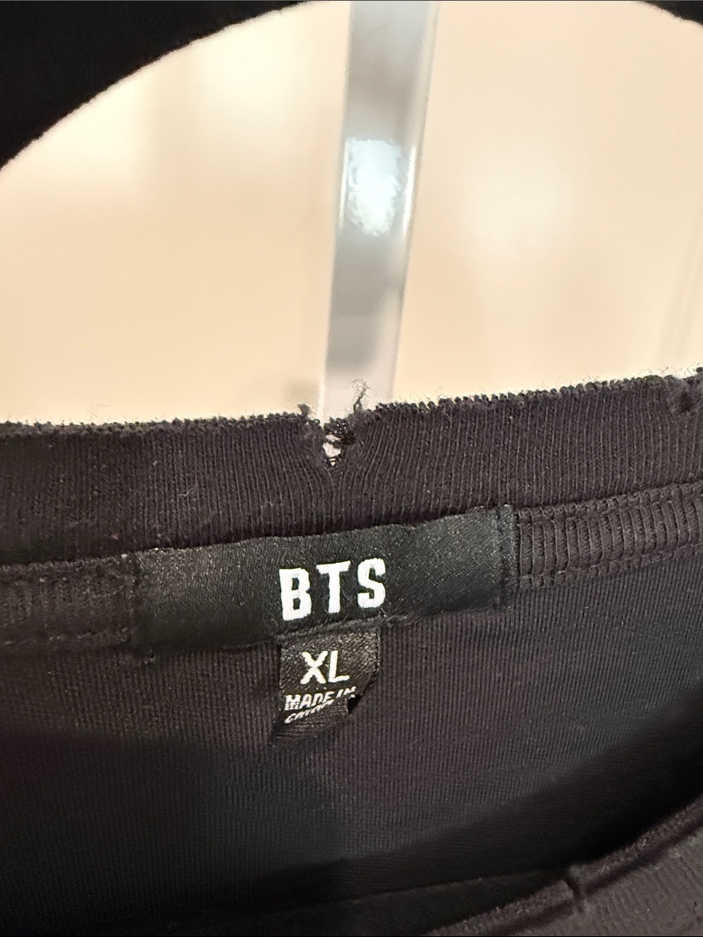 BTS ARIRANG World Tour Graphic Tee - Distressed Black - Picture 2 of 3